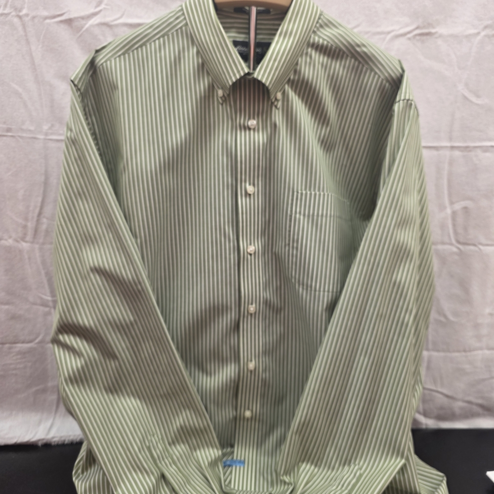 Eddie Bauer Olive Striped Men's Shirt